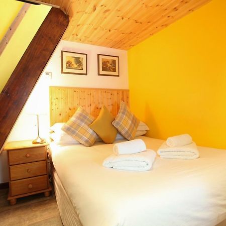 Moville Boutique Hostel & Apartments Exterior foto