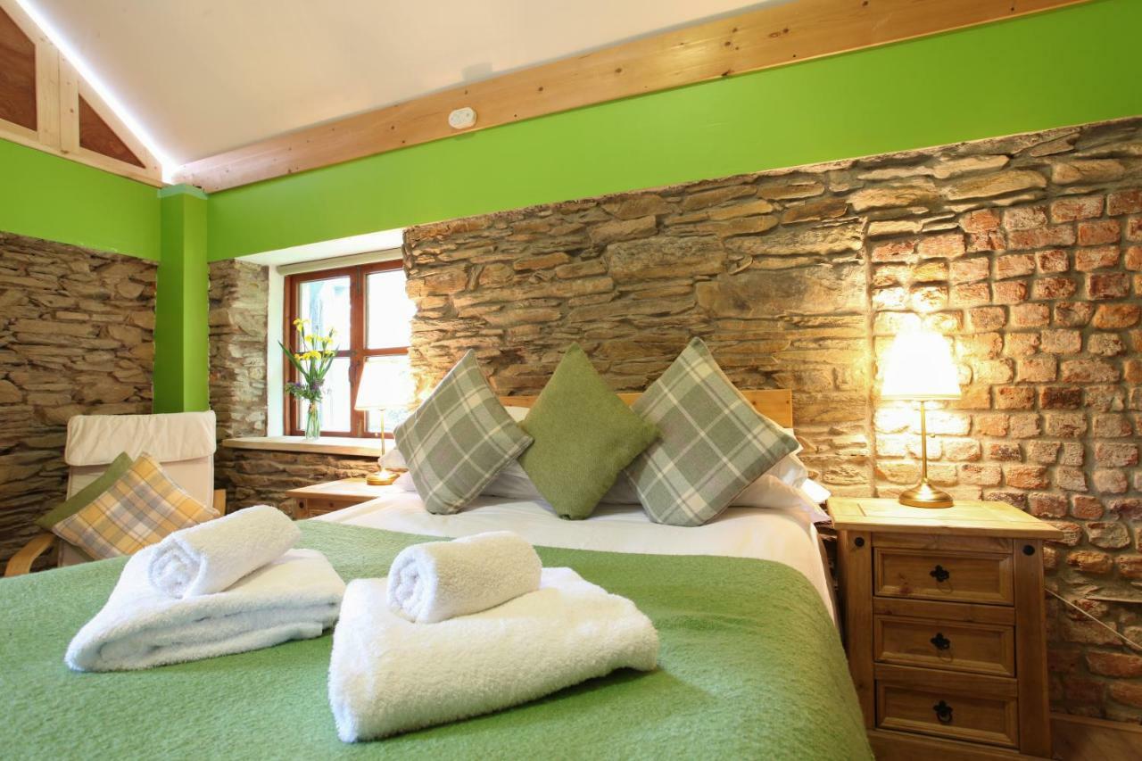 Moville Boutique Hostel & Apartments Exterior foto